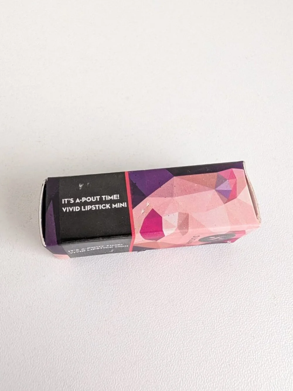 Sugar Its-A-Pout Time Vivid Lipstick Mini Better Call Salmon 09 New with Box